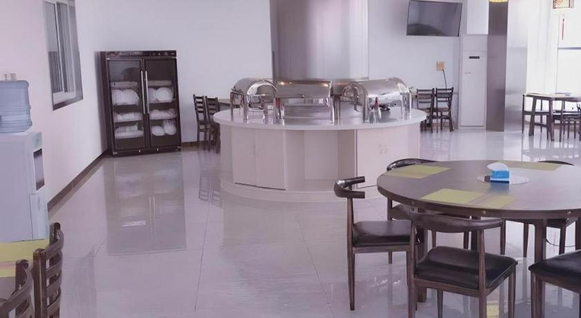 Food & Drinks 3, GreenTree Inn Binzhou Bus Station, Binzhou