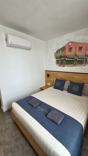 Room 2, Collection O Near AEON Mall 96 Boutique, Malacca City