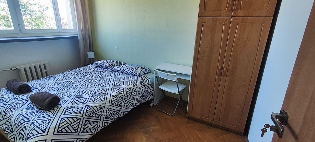 Room 4, Rynek - Nowy Targ, Środa Śląska