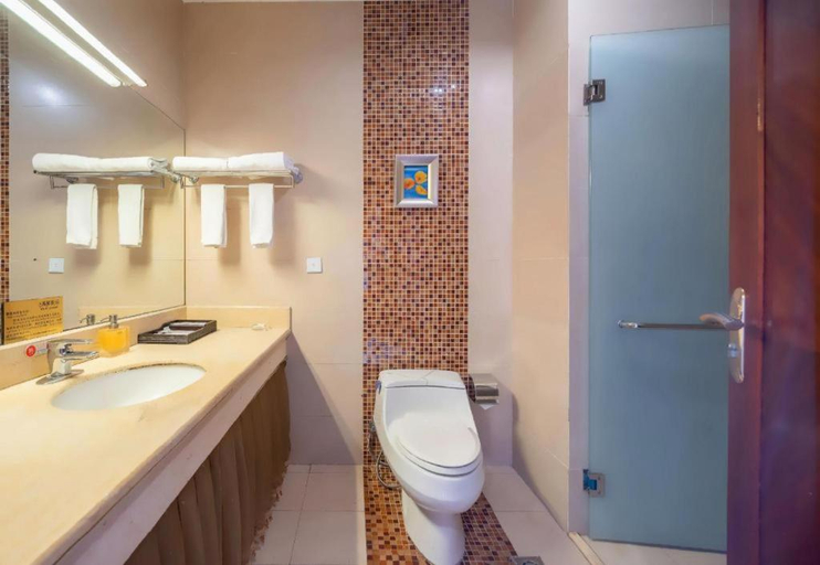 Bathroom 4, Kunming Plateau Pearl Hotel, Kunming