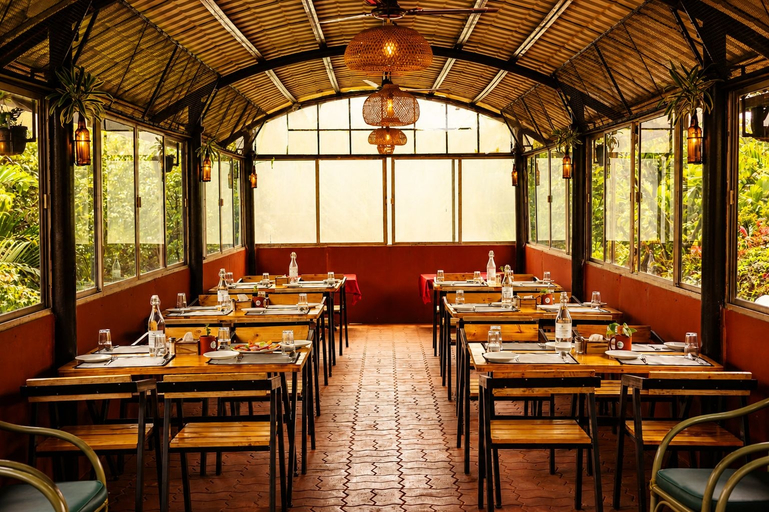 Food & Drinks 4, Wind Chalet, Satara