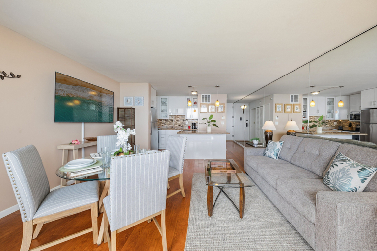 Interior 4, Summer Sale! 1bd, 1BR Ocean-view Getaway- Sugar Beach 215, Maui