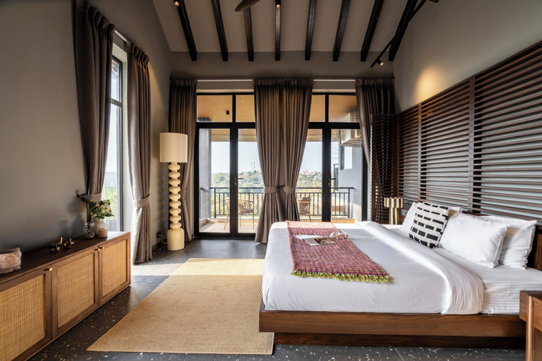 Room 2, Staymaster Timber Ridge - 4BR with Pool, North Goa