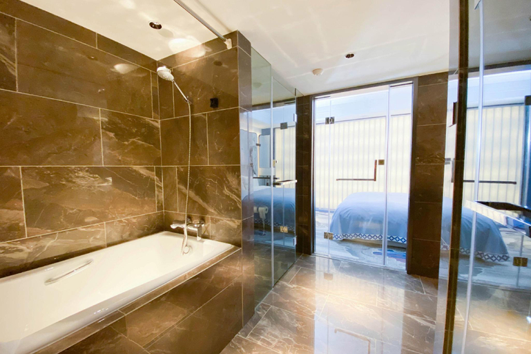 Bathroom 5, Jinling Mandarin Garden Hotel Nanjing, Nanjing