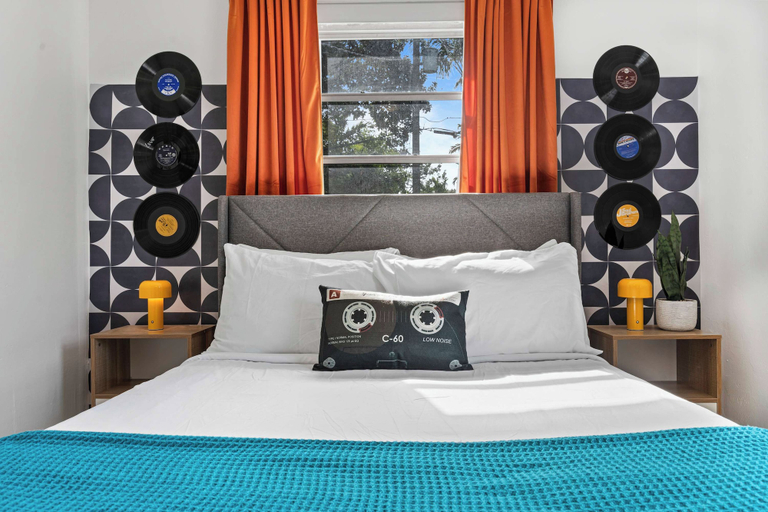 Interior 2, Retro Rewind, Stylish, Near Design District Miami, Miami-Dade