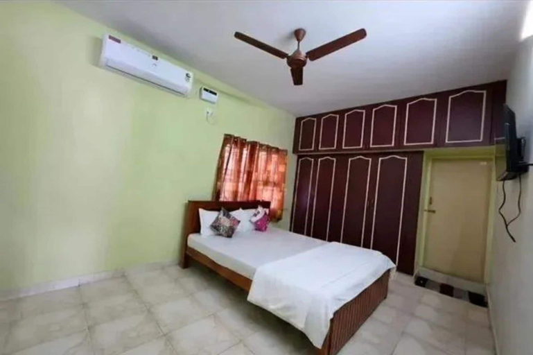 Room 2, Fabhotel Blueberry Residency, Kancheepuram