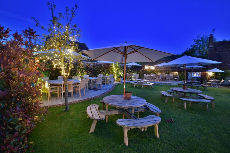 Food & Drinks, The Fox Goes Free, West Sussex