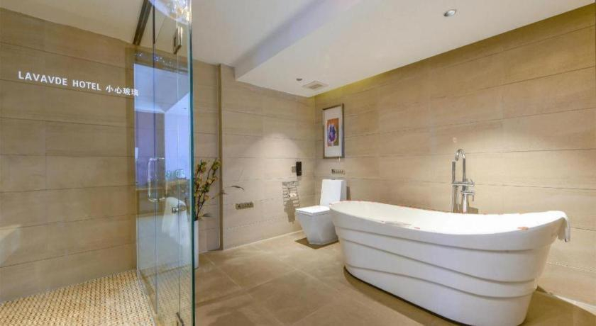 Bathroom 3, Zhanjiang Lavande Grandbuy Branch Hotel, Zhanjiang