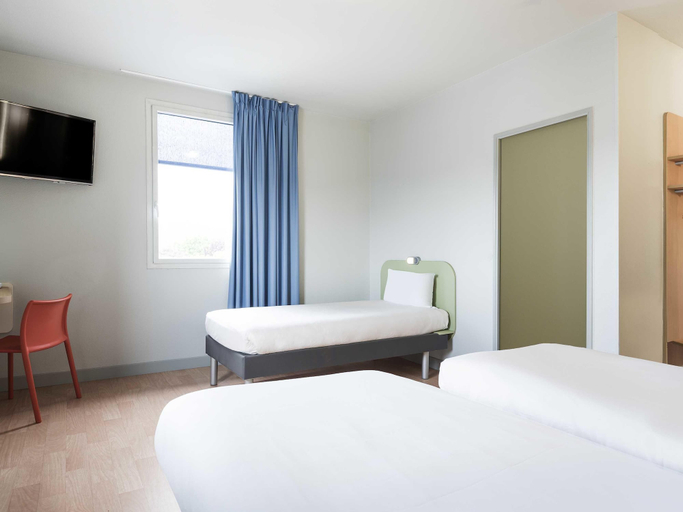 Bedroom 3, ibis budget Bobigny Pantin, Seine-Saint-Denis
