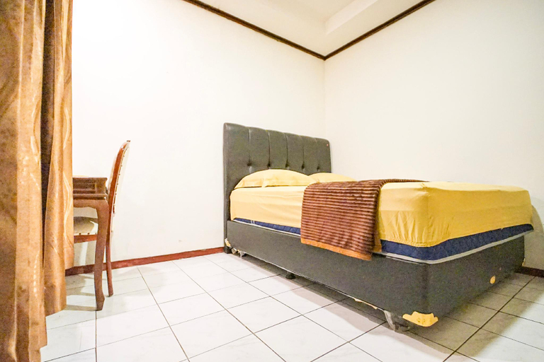 Bedroom 4, Ndalem Langen Kusumo, Yogyakarta