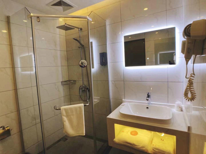 Bathroom 3, 7 Days Inn Taicang Shaxi Ancient Town, Suzhou