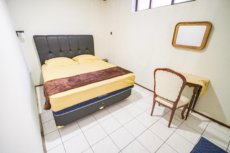 Bedroom 3, Ndalem Langen Kusumo, Yogyakarta