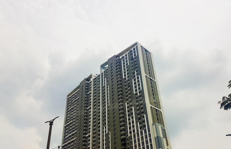 Exterior & Views 2, Bright Studio Apartment at Springwood Residence, Tangerang