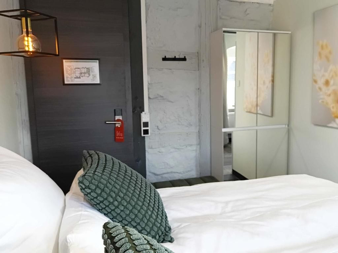 Room 5, NOX Hotel Zimmer 4 Essence, Karlsruhe