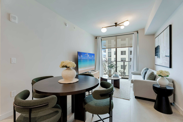 Interior 4, Urban Oasis Luxury Suite- Sky High Amenities, Miami-Dade