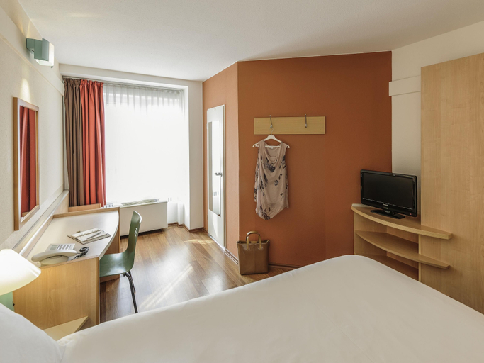 Bedroom 4, ibis Bamberg Altstadt, Bamberg