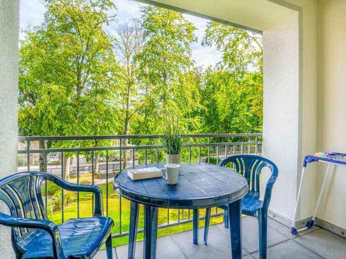 Outdoor dining, House at Buchenpark 11, Vorpommern-Greifswald