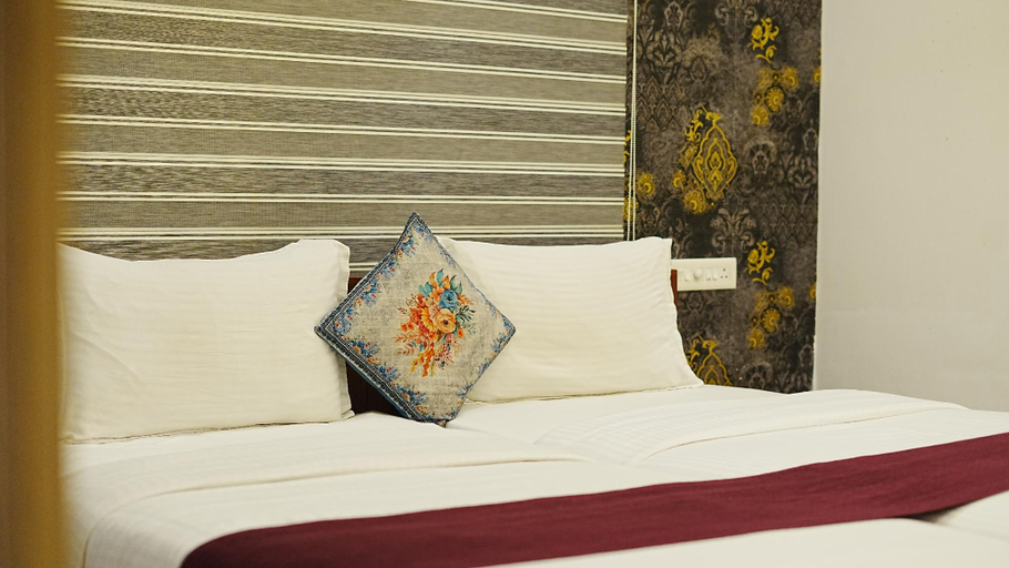 Bedroom 5, ABAB SUITES, Ernakulam