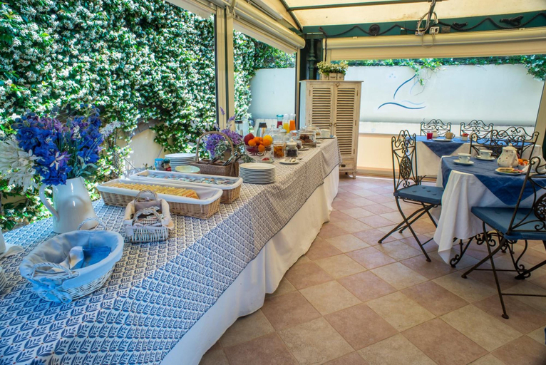 Food & Drinks 5, Hotel Navy, Livorno