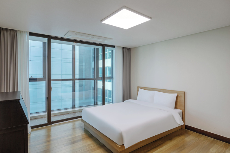 Bedroom 3, Pale De CZ, Haeundae