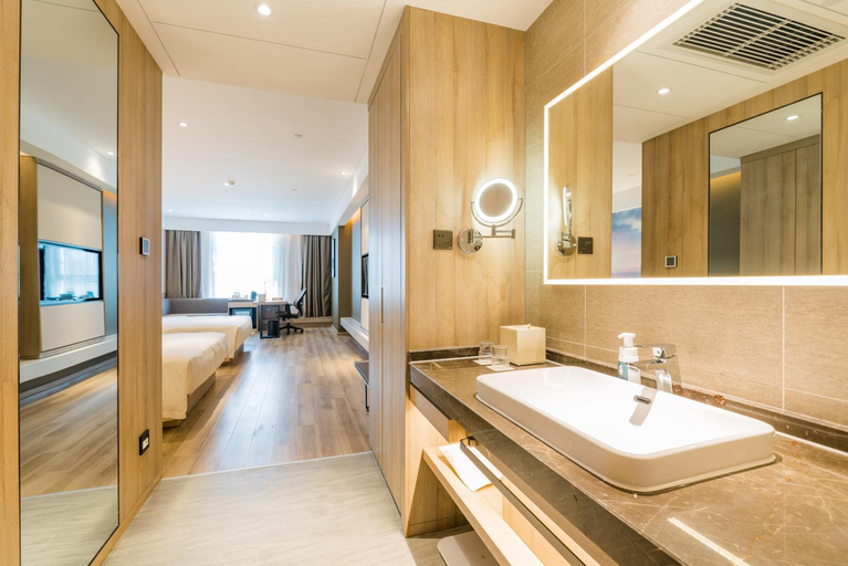 Bathroom 3, Atour Hotel Ningbo International Convention and Exhibition Center, Ningbo