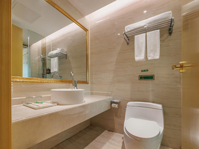 Bathroom 3, Vienna Hotel Guangxi Hechi Nandan Jinfurong Square, Hechi