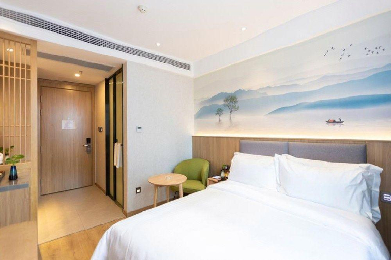 Bedroom 2, MEHOOD Hotel Chengdu Chunxi Road Taikoo Li, Chengdu
