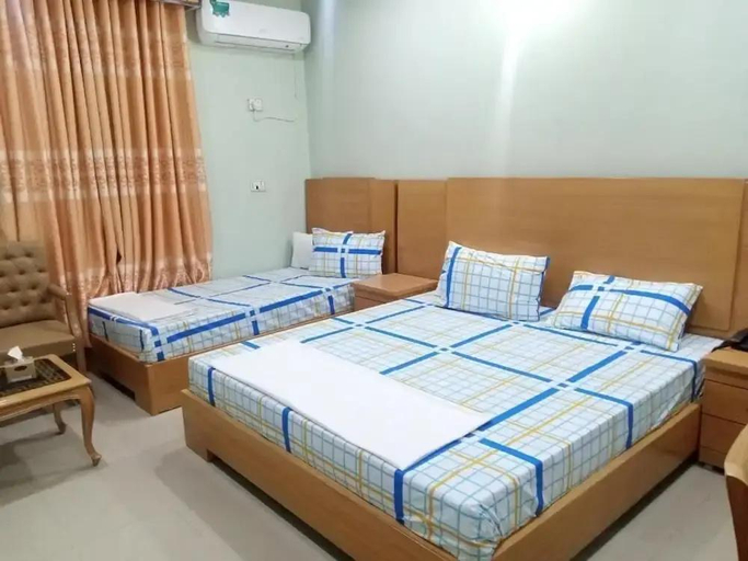 Bedroom 2, Hotel Royal Star, Multan