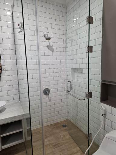 Bathroom 4, villa panbil, Batam