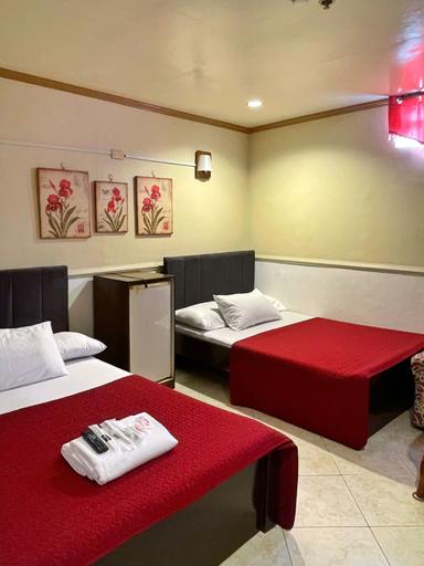 Bedroom 2, Tabaco Gardenia Hotel, Tabaco City
