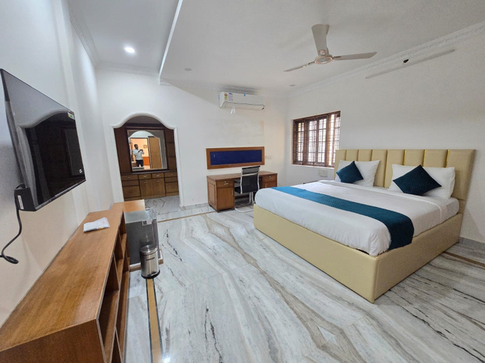 Room 3, SUNORA SUITES, Hyderabad