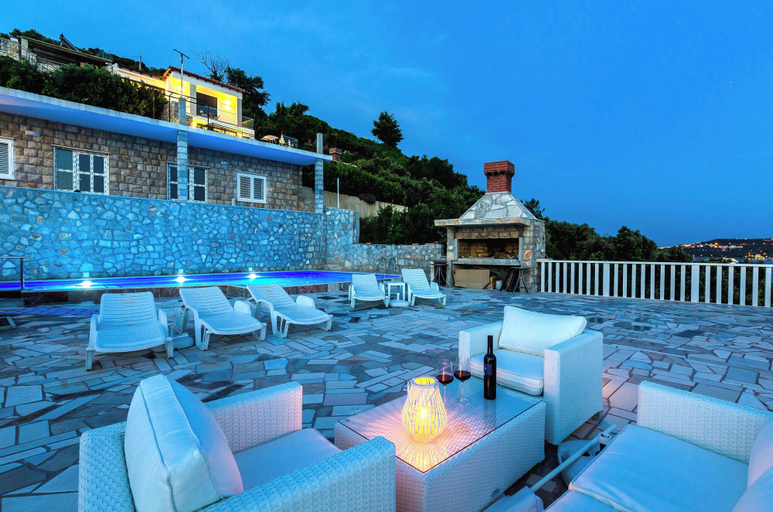 Exterior & Views 2, Sun & Sea Apartments, Pojezerje