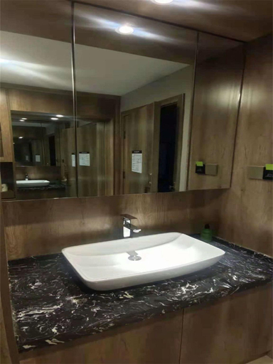 Bathroom, Hi Inn Xi'an North Railway Station Adminstration Center, Xi'an