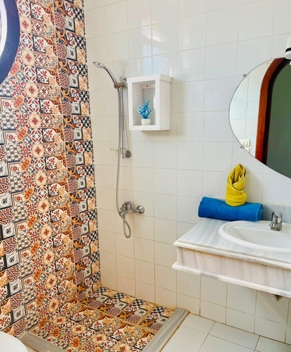 Bathroom 3, Dahab Heights Hotel, Sant Katrin