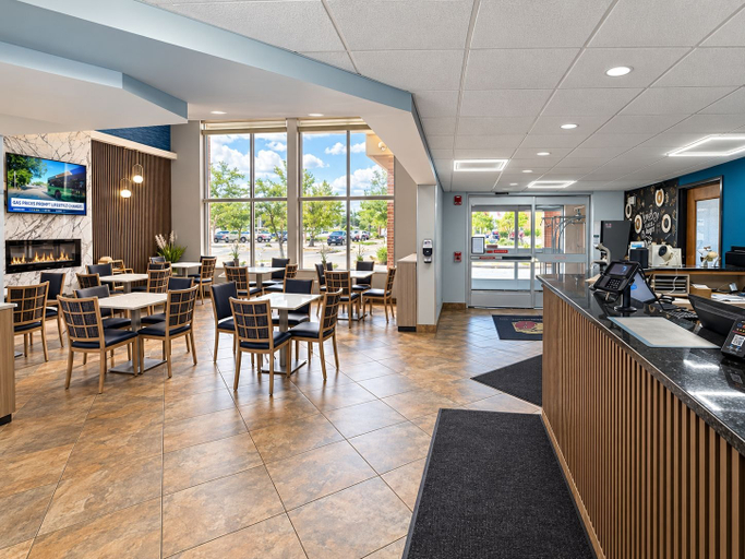 Food & Drinks 5, Super 8 by Wyndham Madison South, Dane