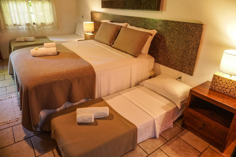 Bedroom 2, Pousada Treze Luas, Paranaguá