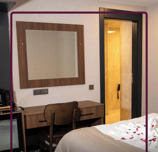 Room 5, Adenz Otel, Elmadağ