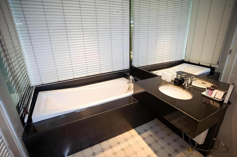 Bathroom 5, Verona Boutique Hotel - The Verona Co., Ltd, Na Di
