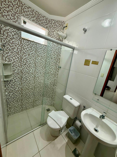 Bathroom 3, Hotel Tadini, Santa Rita do Ibitipoca