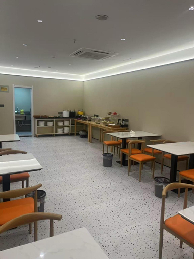 Food & Drinks 5, 7 Days Inn Qingdao Shandong Road Zhenning Overpass Branch, Qingdao