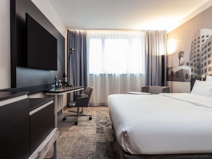 Bedroom 2, Novotel Dusseldorf Airport, Düsseldorf