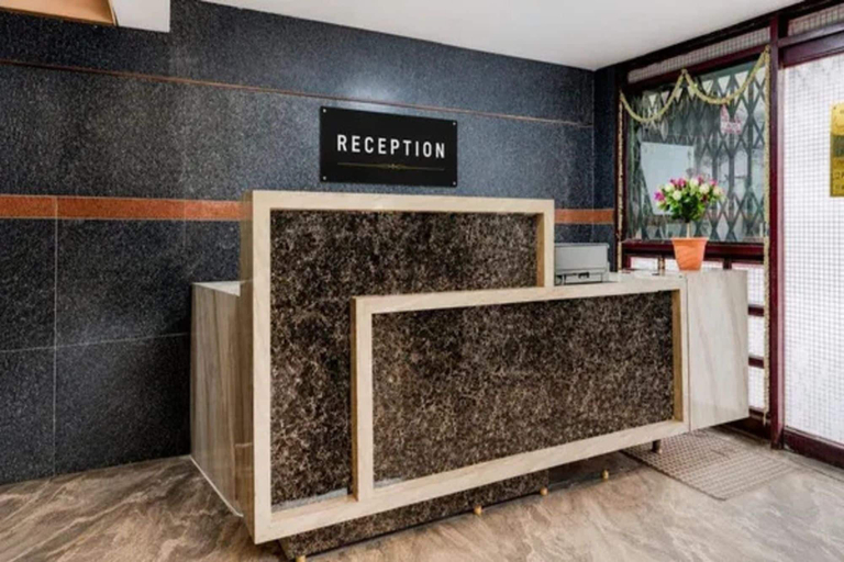 Reception 5, Fabhotel Annakkily Tower, Chennai