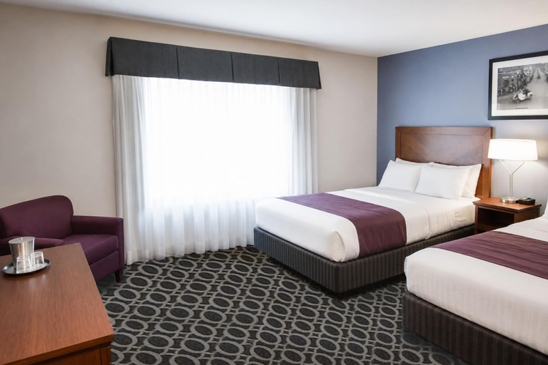 Bedroom 3, Bluemont Hotel, Riley