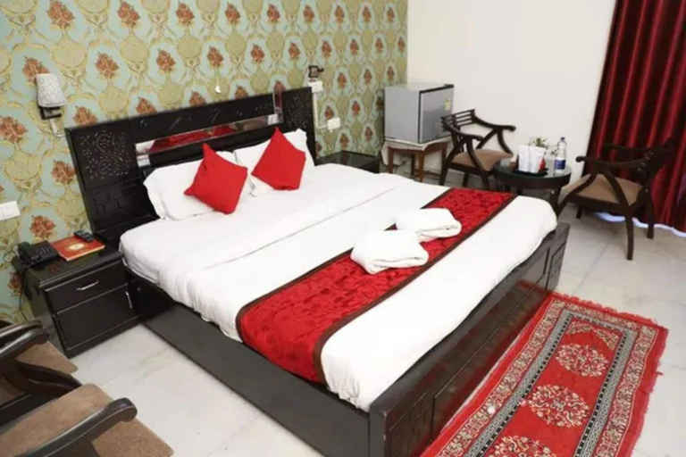 Room 3, Fabhotel Eshvan, Gautam Buddha Nagar
