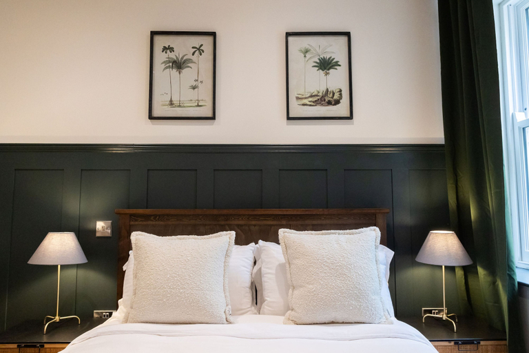 Room 4, Summerhill in Newcastle, Newcastle upon Tyne