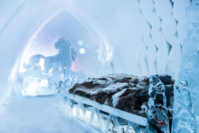 Sport & Beauty 5, Arctic SnowHotel & Glass Igloos, Lapland