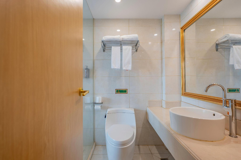 Bathroom 3, Vienna Hotel Zhejiang Ningbo Railway Station, Ningbo