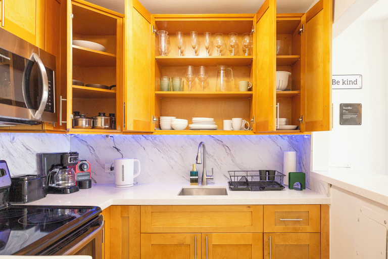 Interior 4, Vista Mar, Minutes to Beach, Cozy, Miami-Dade