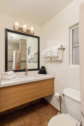 Bathroom 4, Solei House, Santa Barbara