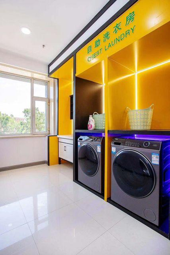 Bathroom, Qianbaidu Hotel, Changchun